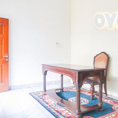 Oyo 2196 Ss Homes Jakarta Exterior photo