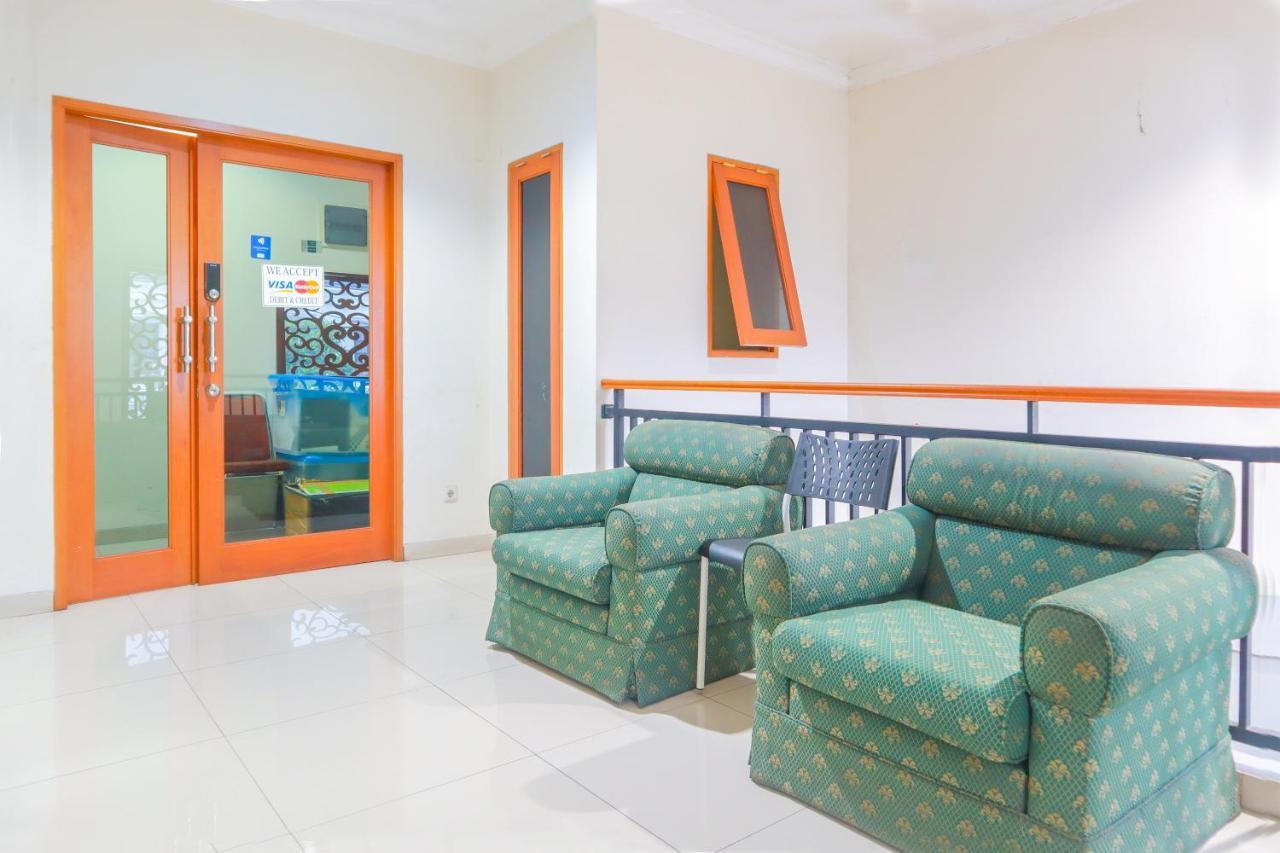 Oyo 2196 Ss Homes Jakarta Exterior photo